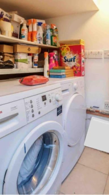 House 10 Mins To Tower Bridge Hot Tub & Parking Villa ลอนดอน ภายนอก รูปภาพ