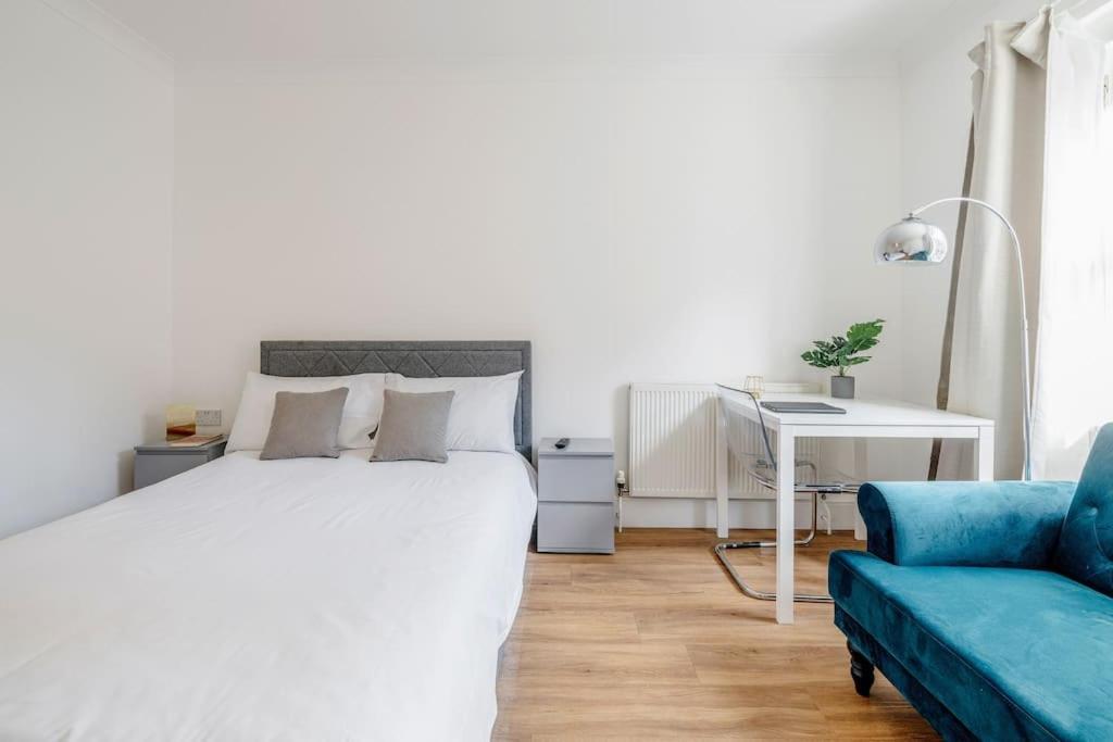 House 10 Mins To Tower Bridge Hot Tub & Parking Villa ลอนดอน ภายนอก รูปภาพ